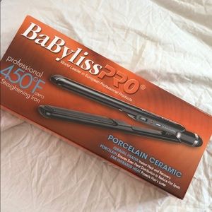 NWOT Babyliss Hair Straightener